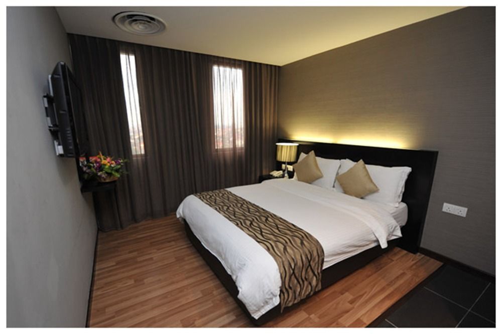 11@Century Hotel Johor Bahru Ngoại thất bức ảnh